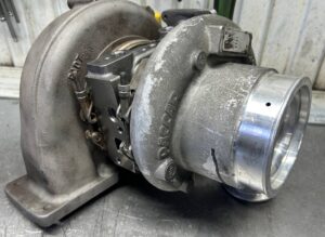 Ремонт турбины DAF 106 после попадания постороннего предмета. Восстановление после критического повреждения